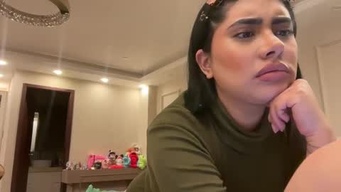 Snapshot of therealcamilabaddie chatting on 11.07.25 therealcamilabaddie online show from 11.07.25