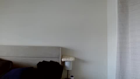 Yoshi online show from 11.25.25