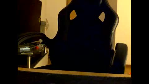 Snapshot of therise23411 chatting on 01.28.25 small dick online show from 01.28.25