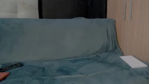 Snapshot of thesaint_xxx chatting on 09.18.25 thesaint_xxx online show from 09.18.25