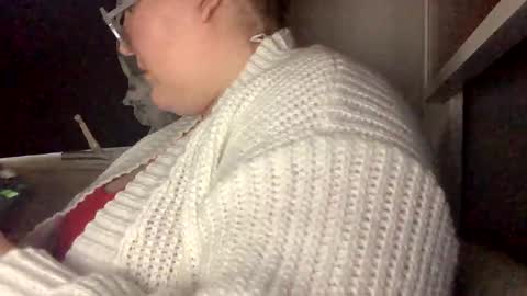 Snapshot of thesashadomme chatting on 10.26.25 The Sasha Domme online show from 10.26.25