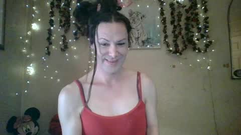 Snapshot of thesillymillie chatting on 06.14.26 sillymillie0 online show from 06.14.26
