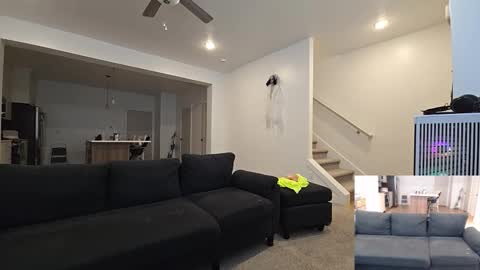 theslutcouple98 online show from 10.17.25