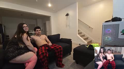 theslutcouple98 online show from 10.23.25