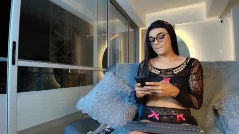 Snapshot of thesweet_khloe chatting on 10.28.25 Thesweet khloe online show from 10.28.25