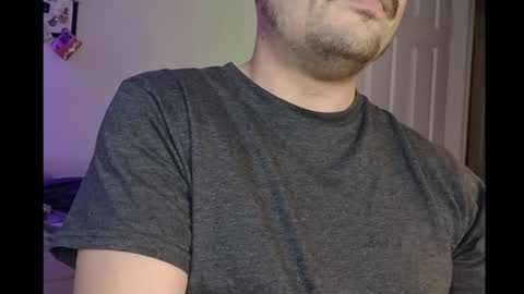 Snapshot of thesweetratguy chatting on 12.17.24 thesweetratguy online show from 12.17.24