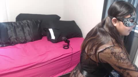 Snapshot of theteasex chatting on 10.13.25 TheTease Room online show from 10.13.25