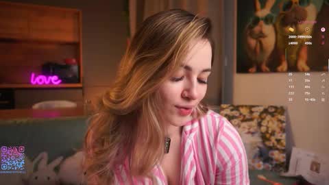 Mia online show from 10.24.25