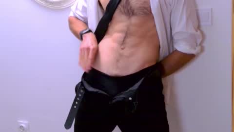 The Waiter online show from 10.28.25