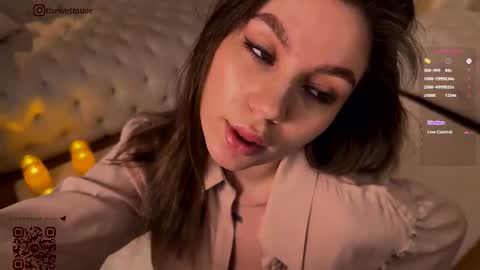 Snapshot of thewetmuse chatting on 11.09.25 Grace Next broadcast - online show from 11.09.25