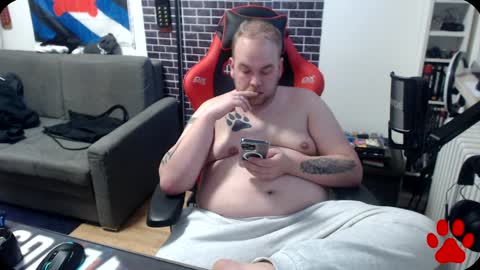 Snapshot of thewolfy31 chatting on 01.07.25 PupWolfy online show from 01.07.25