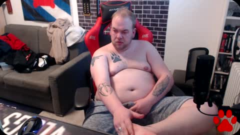 Snapshot of thewolfy31 chatting on 01.30.25 PupWolfy online show from 01.30.25