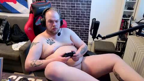Snapshot of thewolfy31 chatting on 02.17.25 PupWolfy online show from 02.17.25