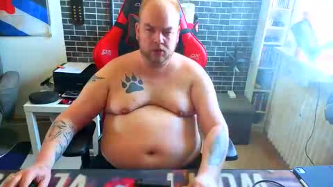 Snapshot of thewolfy31 chatting on 04.23.26 PupWolfy online show from 04.23.26
