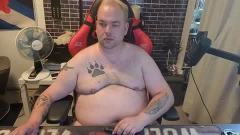 Snapshot of thewolfy31 chatting on 06.11.26 PupWolfy online show from 06.11.26