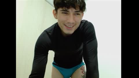 thiago_deseo69 online show from 10.14.25