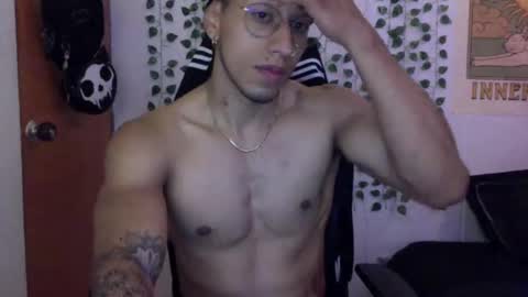 Snapshot of thiago_happy chatting on 03.02.25 thiago_happy online show from 03.02.25