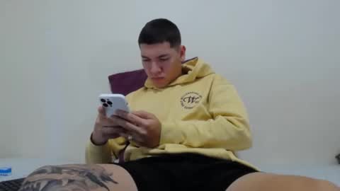 Snapshot of thiago_hot_boy chatting on 01.16.25 Thiago independent model online show from 01.16.25