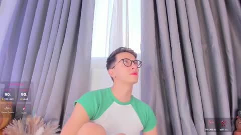 SanThiago online show from 09.20.25