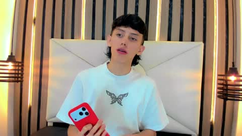 Snapshot of thiago_twink38 chatting on 04.07.26 thiago_twink38 online show from 04.07.26