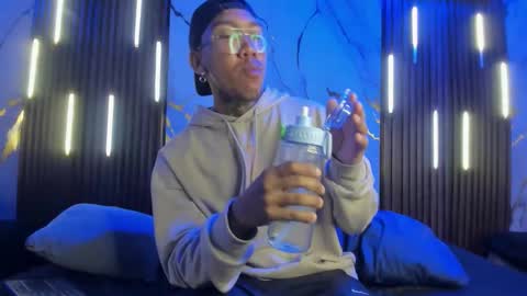 Snapshot of thiagoberry chatting on 02.16.26 ThiagoBerry online show from 02.16.26