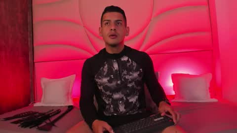 ThiagoCastelli online show from 09.13.25