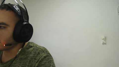 Snapshot of thiagohot_xx chatting on 01.10.26 Thiago online show from 01.10.26