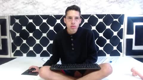 Thiago   online show from 07.18.26