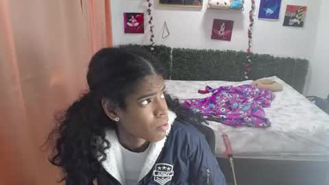thiana_horny online show from 06.19.26