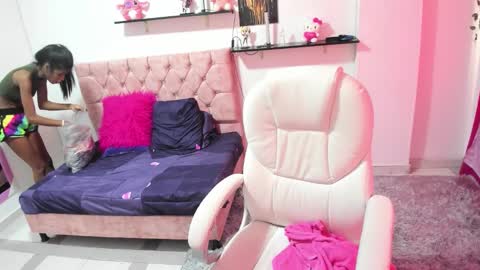 thianahorny online show from 11.13.25