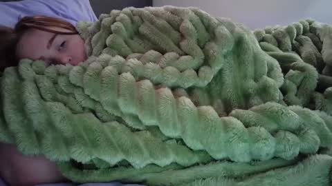 Snapshot of thiccjess420 chatting on 10.12.25 Jess online show from 10.12.25