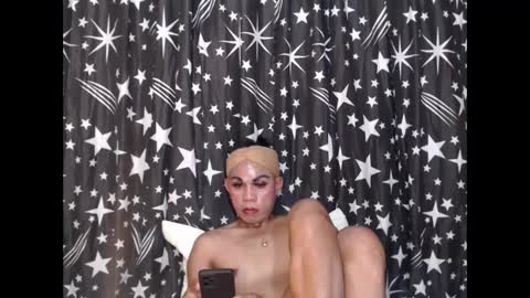 Snapshot of thick_bigcock13 chatting on 03.03.25 gil online show from 03.03.25