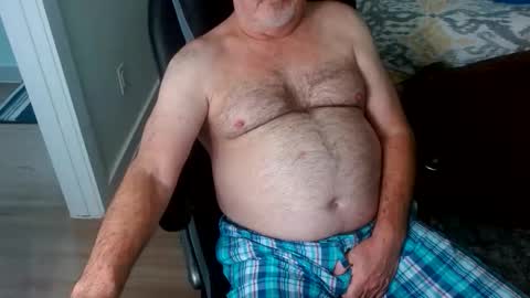 Snapshot of thickcock74u2 chatting on 02.01.26 cock is thick online show from 02.01.26