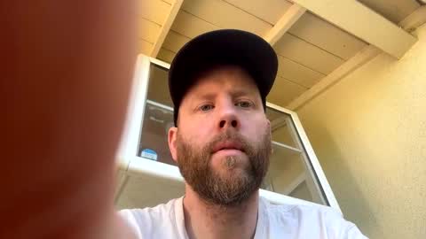 Snapshot of thickcockcali chatting on 02.26.25 CaliLove916 online show from 02.26.25