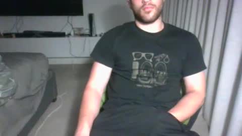 Snapshot of thickd2654 chatting on 12.21.25 thickd2654 online show from 12.21.25