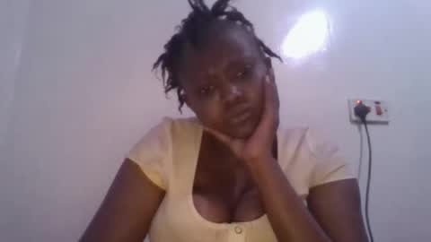 Snapshot of thickianababe chatting on 02.03.26 thickianababe online show from 02.03.26
