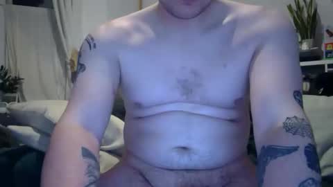 Snapshot of thickplantguy chatting on 10.30.25 thickplantguy online show from 10.30.25