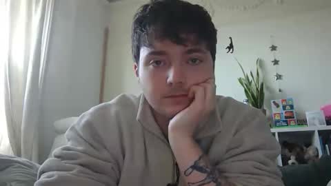 Snapshot of thickplantguy chatting on 11.02.25 thickplantguy online show from 11.02.25