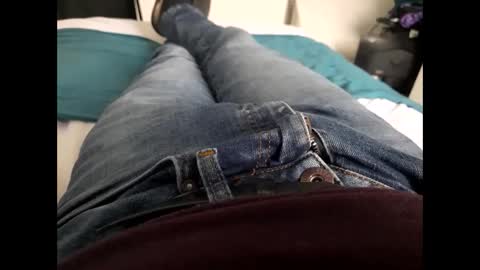 Snapshot of thicksingarters chatting on 12.14.24 thicksingarters online show from 12.14.24