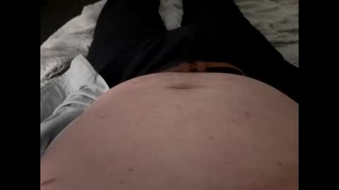 Snapshot of thicksingarters chatting on 02.05.25 thicksingarters online show from 02.05.25