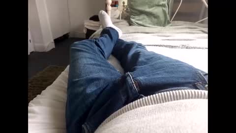 Snapshot of thicksingarters chatting on 10.04.25 thicksingarters online show from 10.04.25