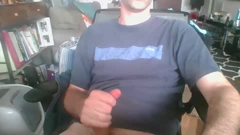 Snapshot of thickty chatting on 10.22.25 thickty online show from 10.22.25