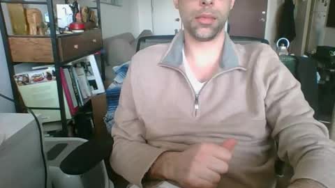 Snapshot of thickty chatting on 02.17.26 thickty online show from 02.17.26