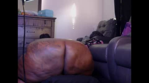 Thickumzz41 online show from 05.26.26