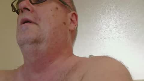Snapshot of thickwhiteload chatting on 06.07.26 thickwhiteload online show from 06.07.26