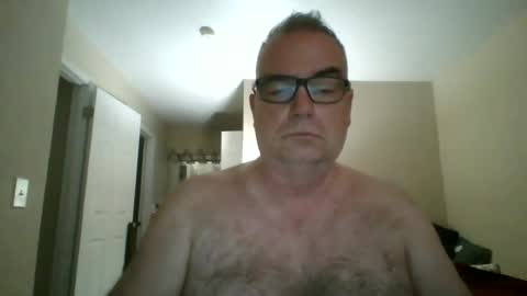 Snapshot of thickwhiteload chatting on 06.16.26 thickwhiteload online show from 06.16.26