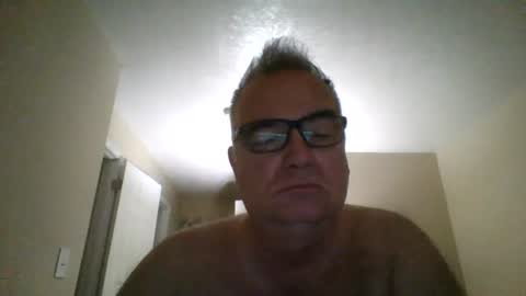 Snapshot of thickwhiteload chatting on 07.11.26 thickwhiteload online show from 07.11.26