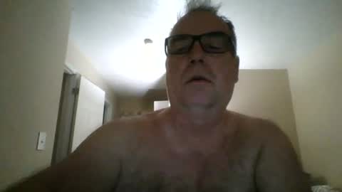 Snapshot of thickwhiteload chatting on 07.14.26 thickwhiteload online show from 07.14.26