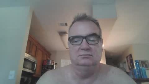 Snapshot of thickwhiteload chatting on 07.18.26 thickwhiteload online show from 07.18.26
