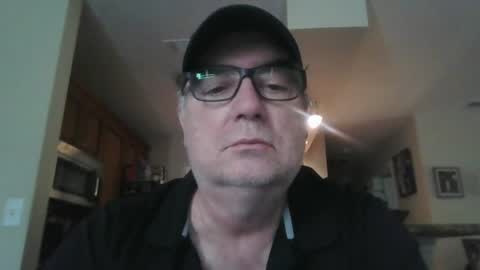 Snapshot of thickwhiteload chatting on 07.22.26 thickwhiteload online show from 07.22.26